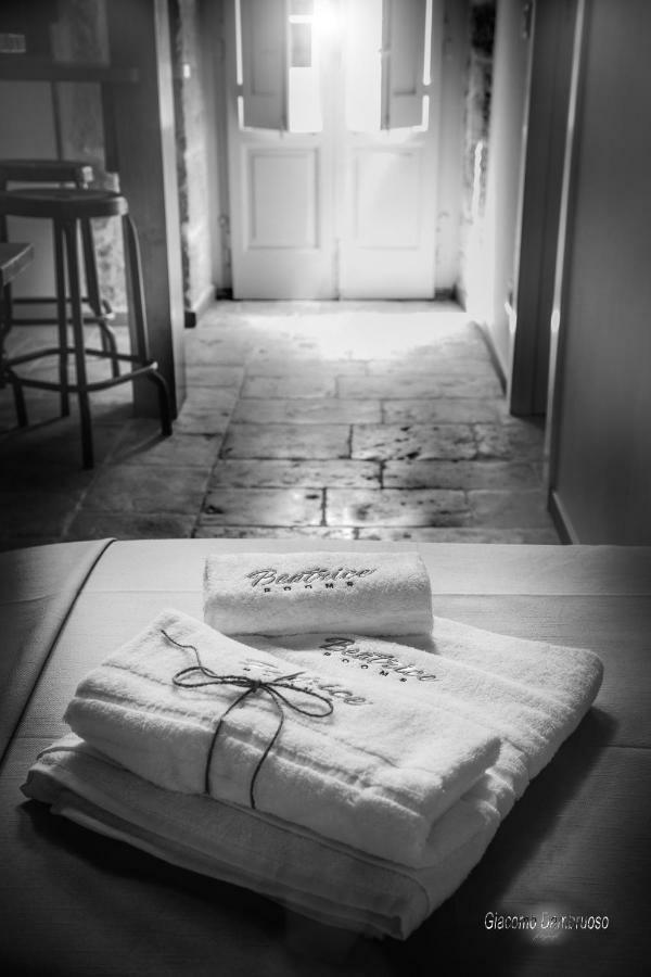 Beatrice Rooms Conversano Exterior photo